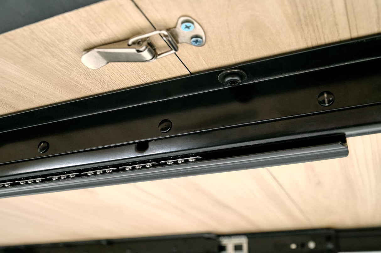 Valgomojo stalas HA4751