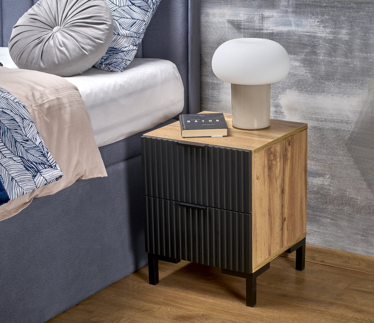 Naktinis staliukas HA6814