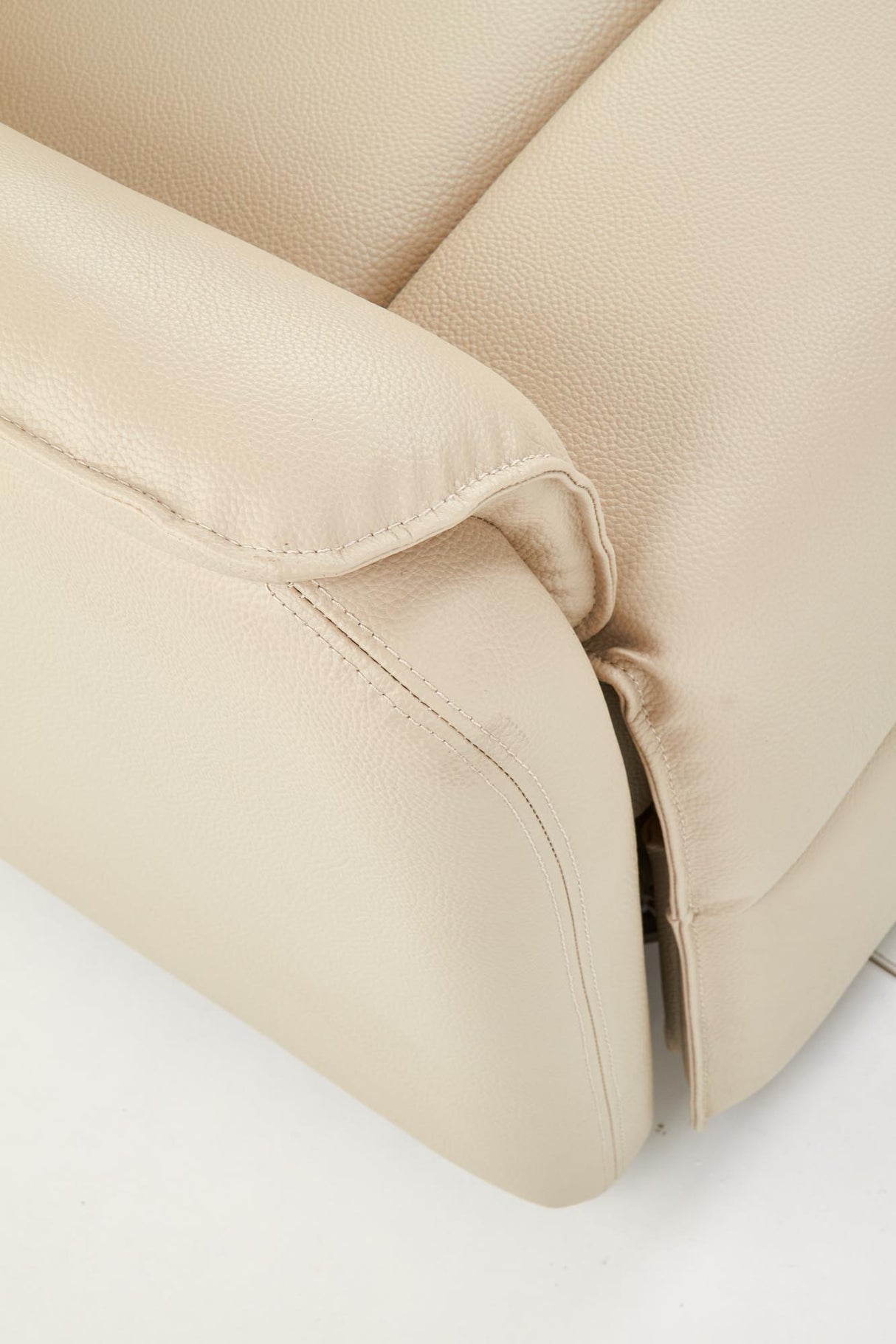 Kėdė su atlošu HA2602