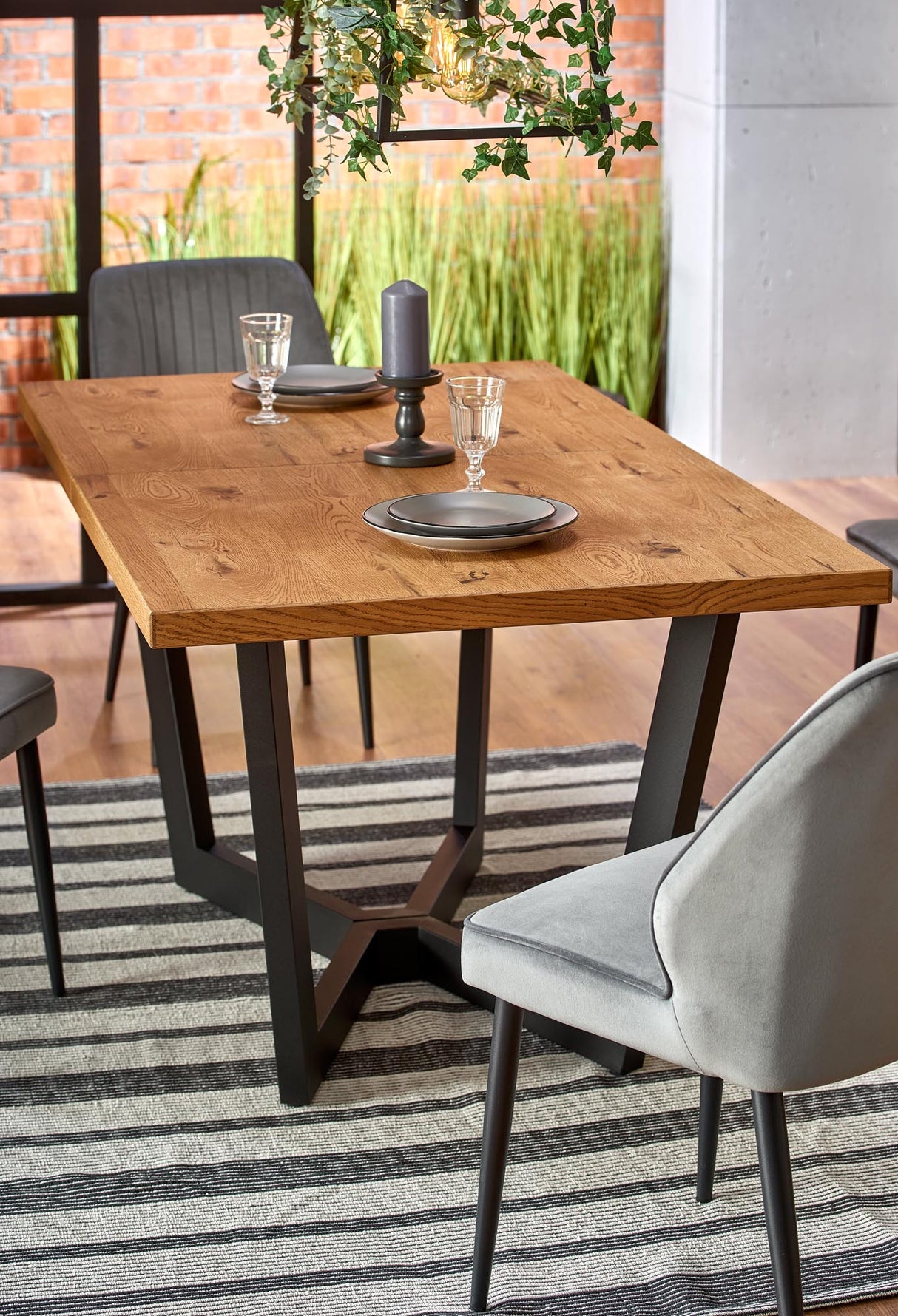 Valgomojo stalas HA2586