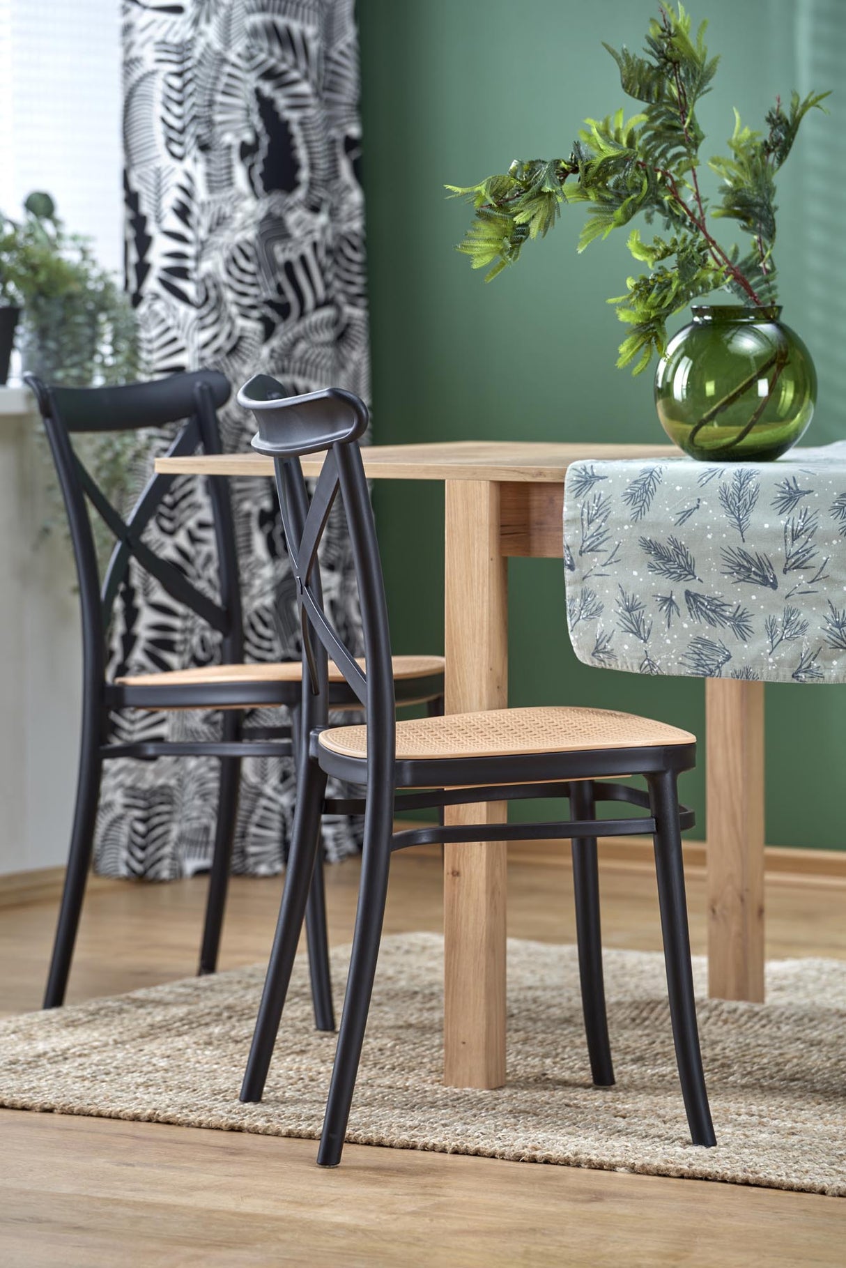 Valgomojo stalas HA992