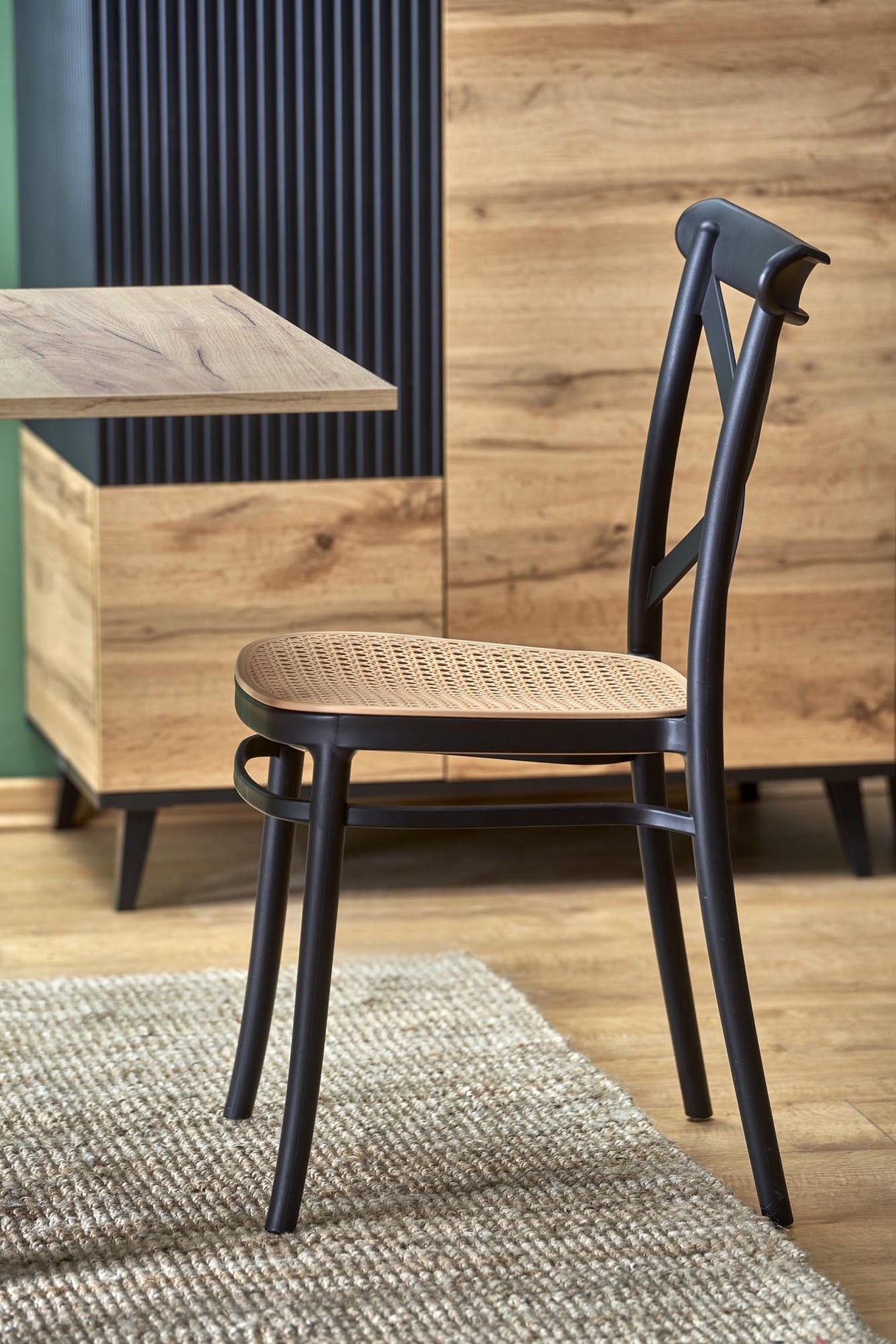 Valgomojo stalas HA992