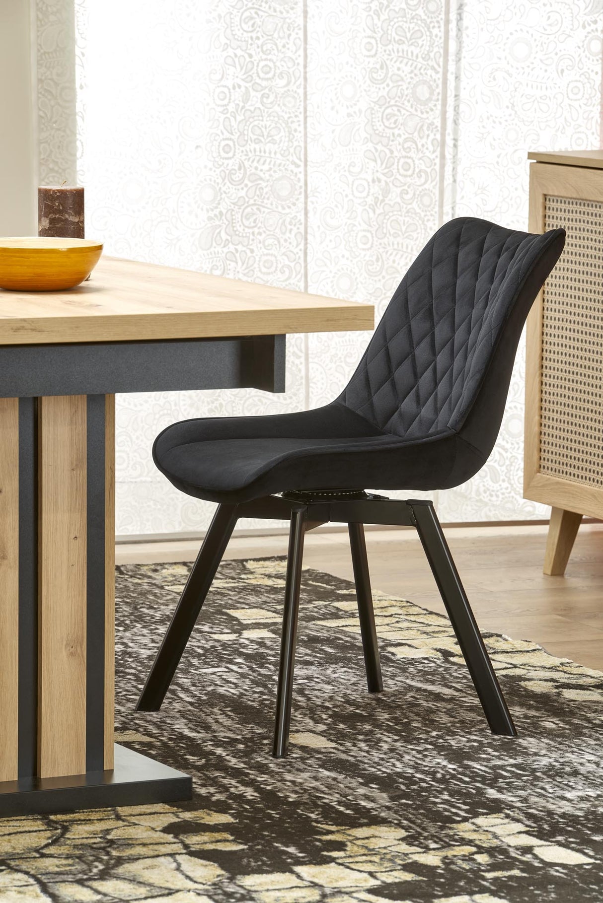 Valgomojo stalas HA2098