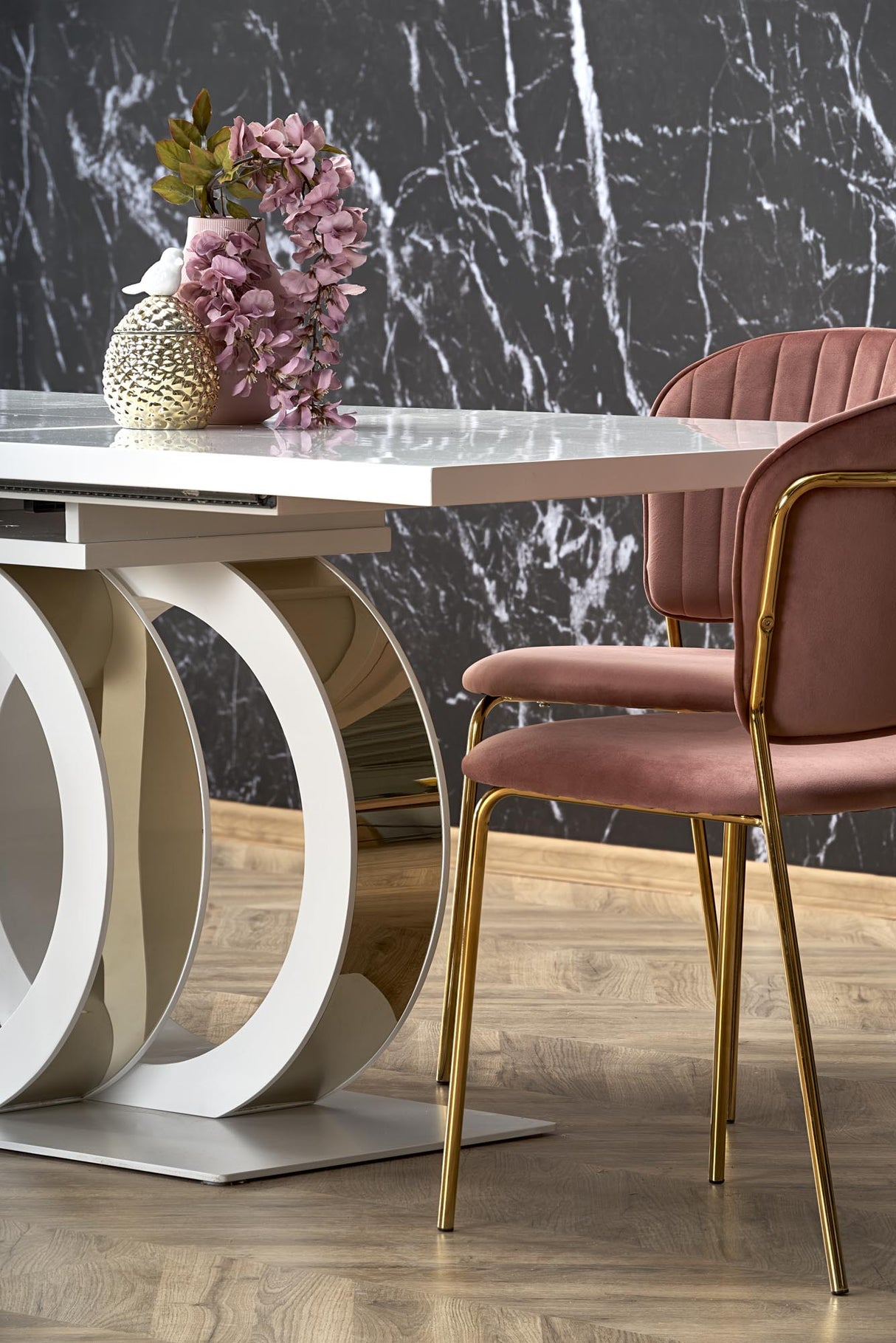 Valgomojo stalas HA8367