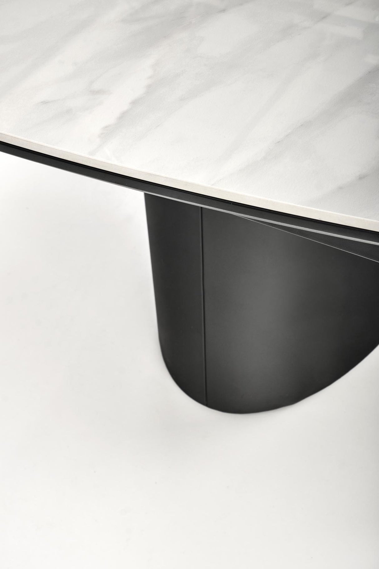 Valgomojo stalas HA2579